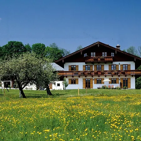 Farm stay Kressenlehen *